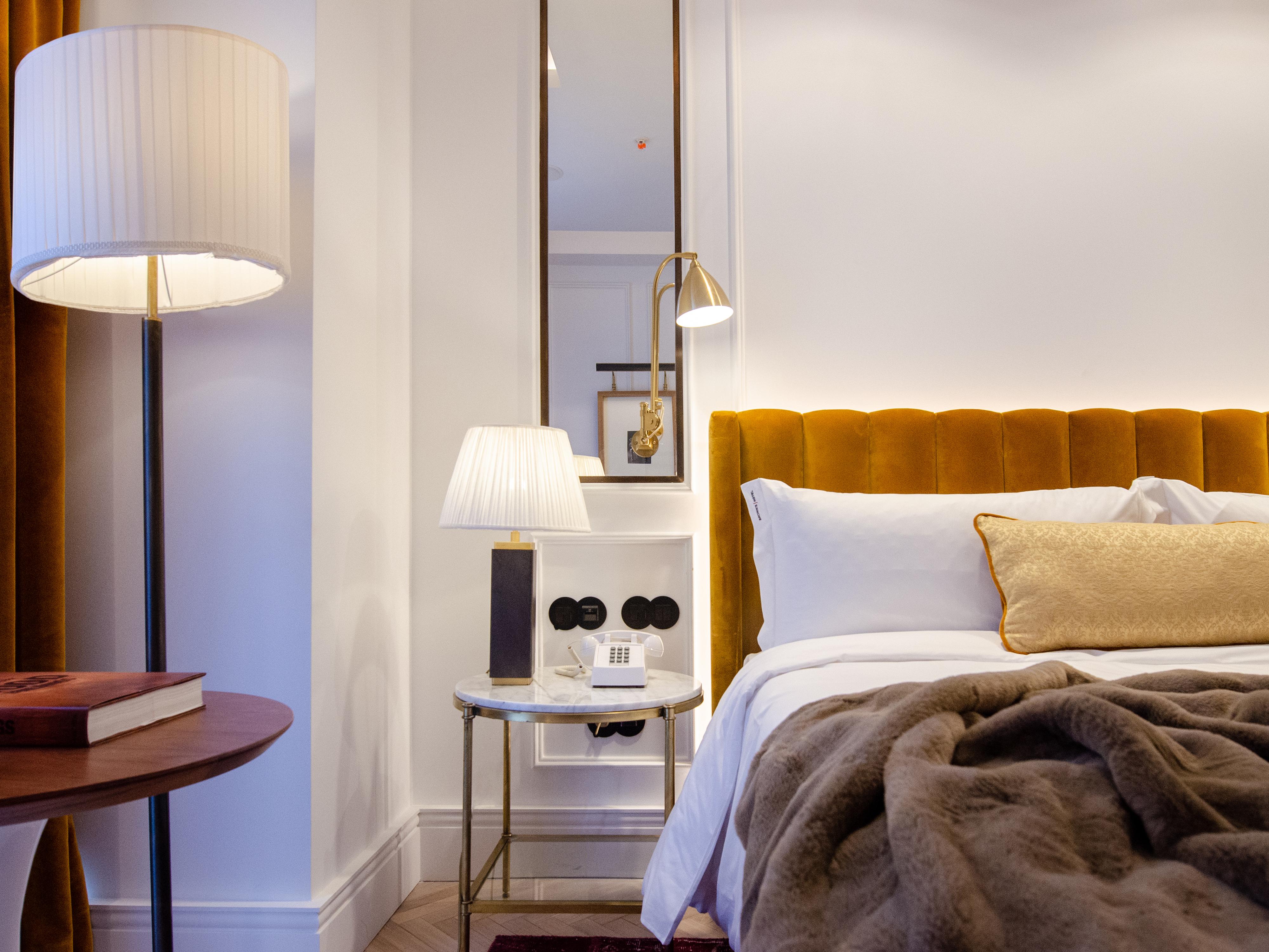 Browns Avenue Hotel Lisboa Exterior foto A bedroom at the hotel