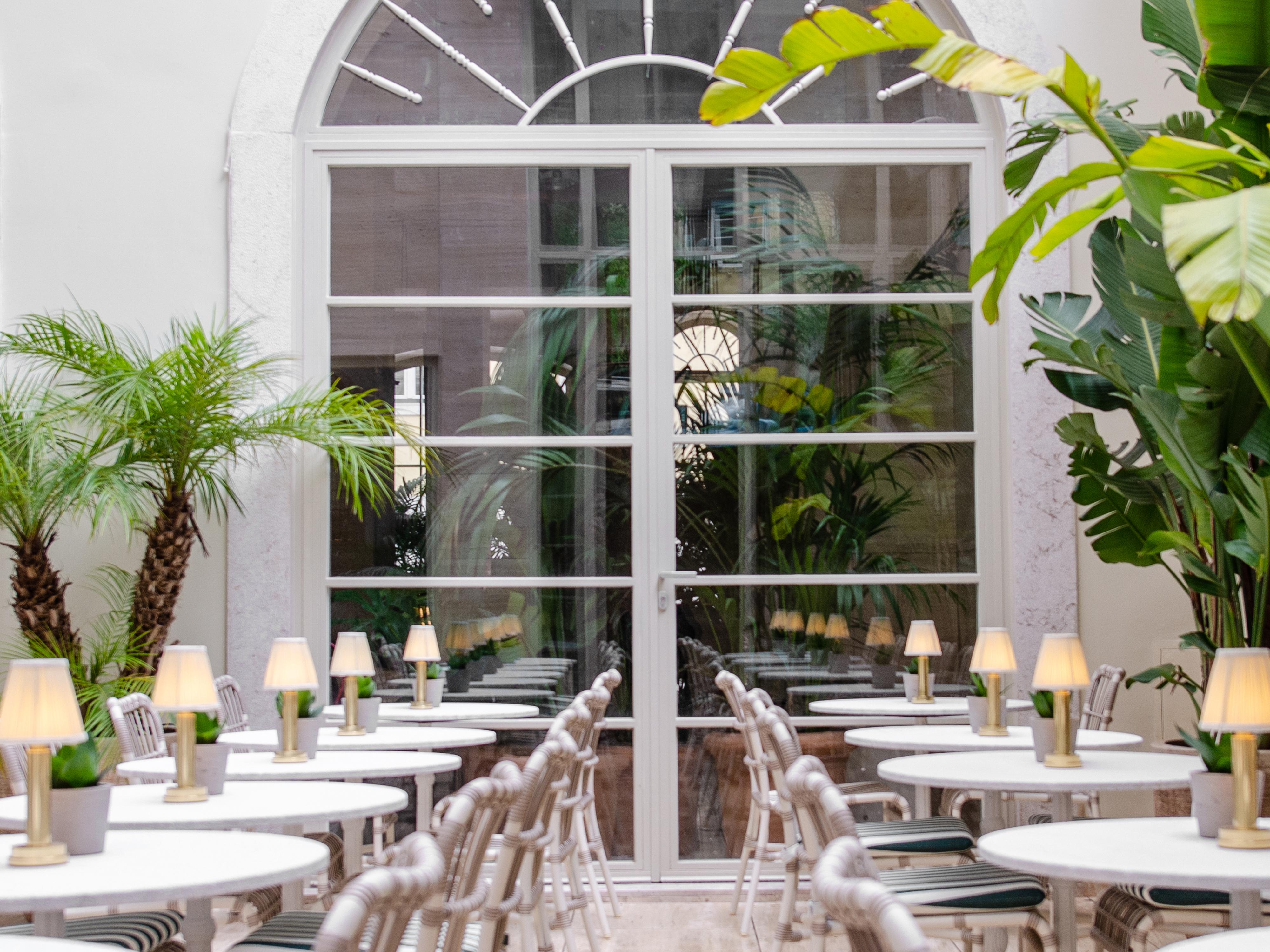 Browns Avenue Hotel Lisboa Exterior foto The Café at the Hotel